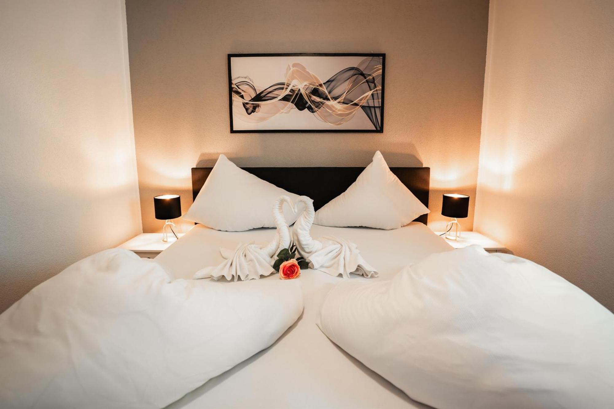 Living Flora Hotel Arzl im Pitztal Ngoại thất bức ảnh